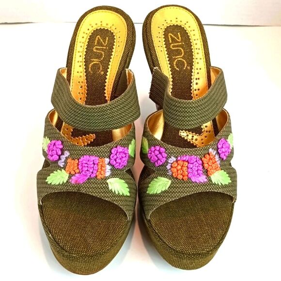 Zinc Women Olive Green Floral Embroidered Wedge Platform Open Toe Sandal sz 8.5 - Picture 2 of 9